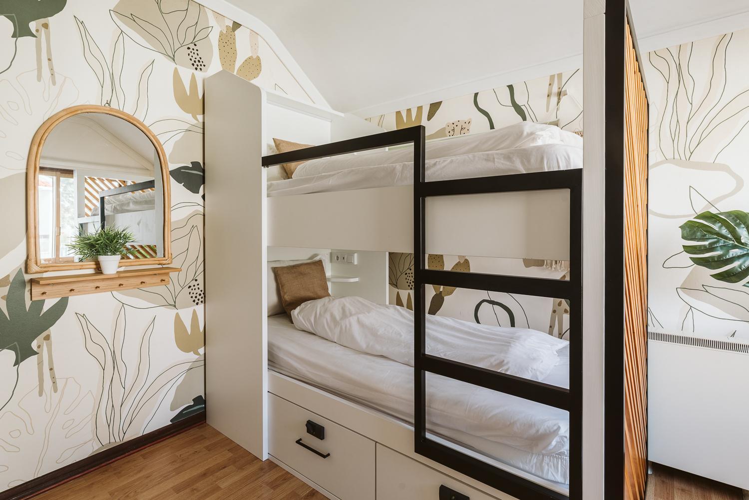 The Salty Pelican Beach Retreat Эшторил Номер фото